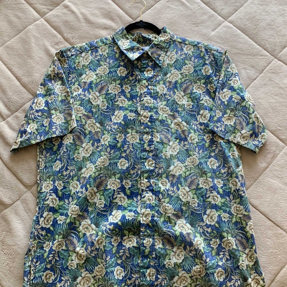 Reyn Spooner floral full button up size XL